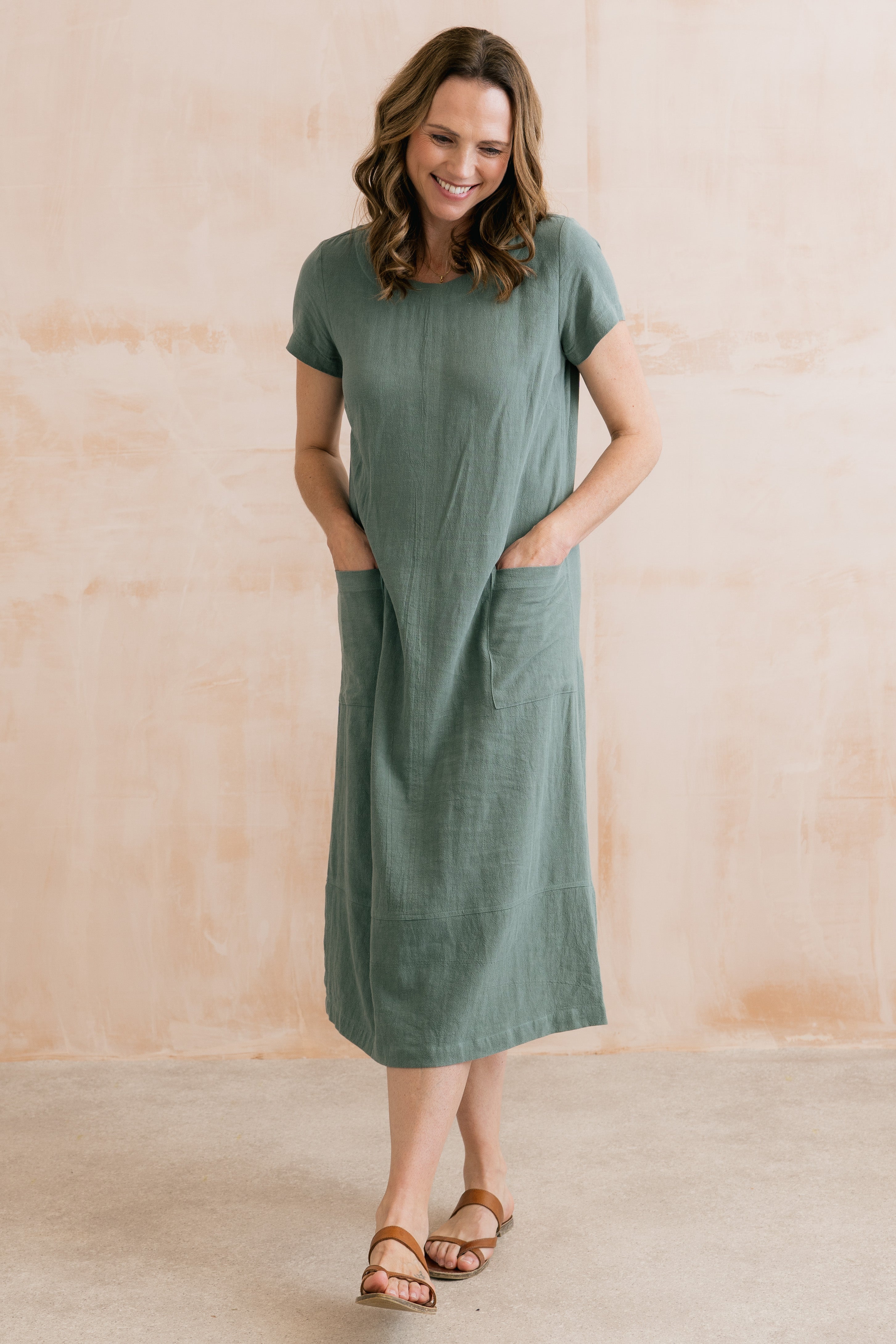 Summer Breeze Linen Blend Dress Laurel Green Lily & Me Summer Breeze Linen Blend Dress Laurel Green Lily & Me
