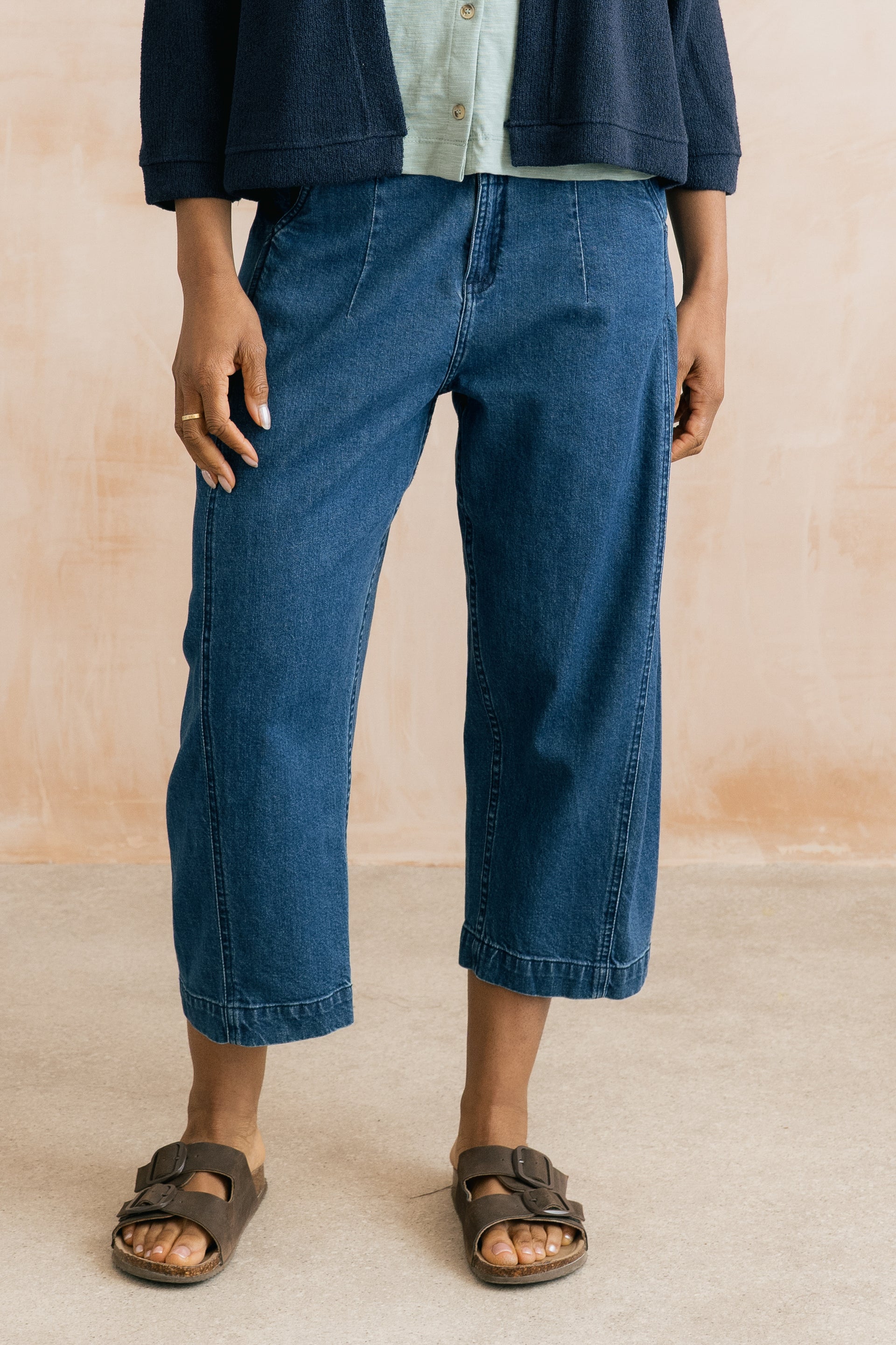 Charlie Barrel Leg Jeans