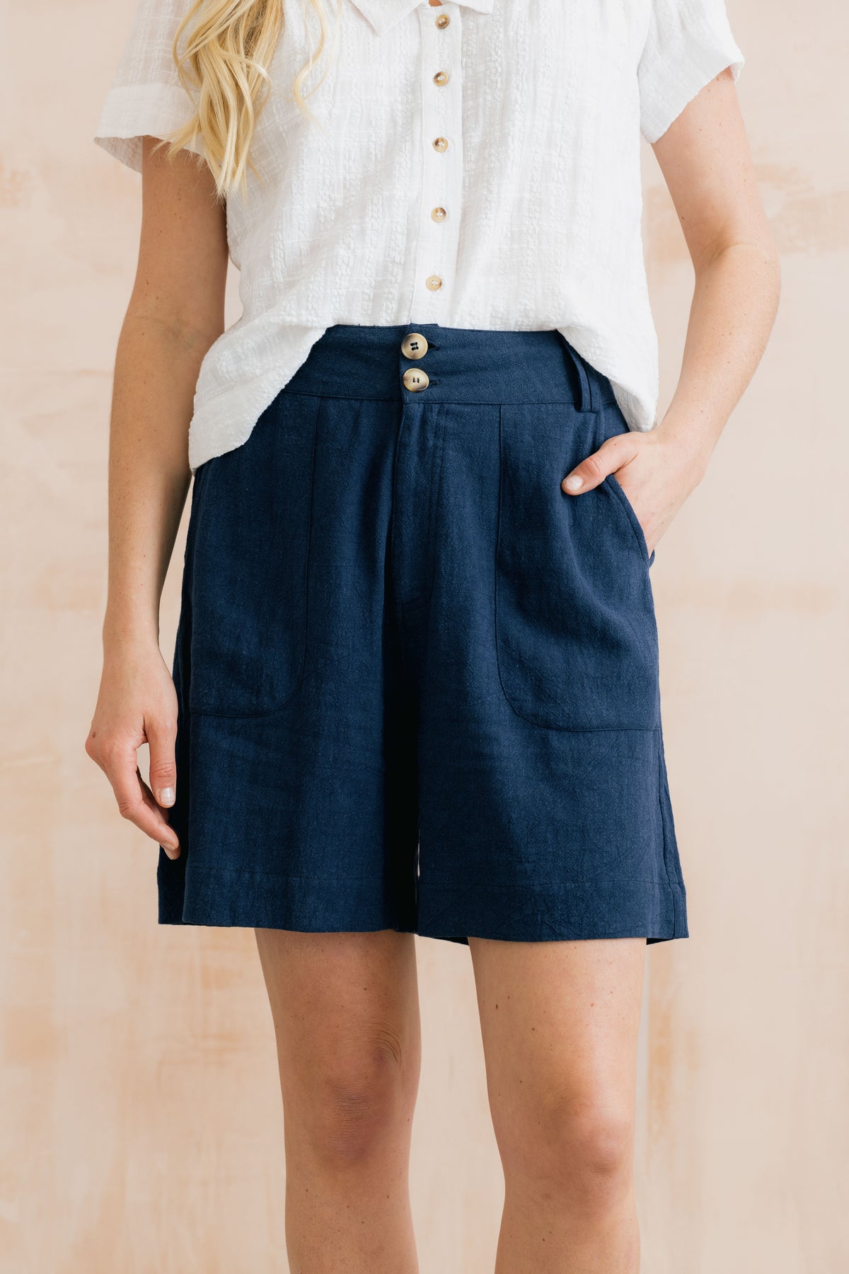 Naomi Linen Blend Shorts