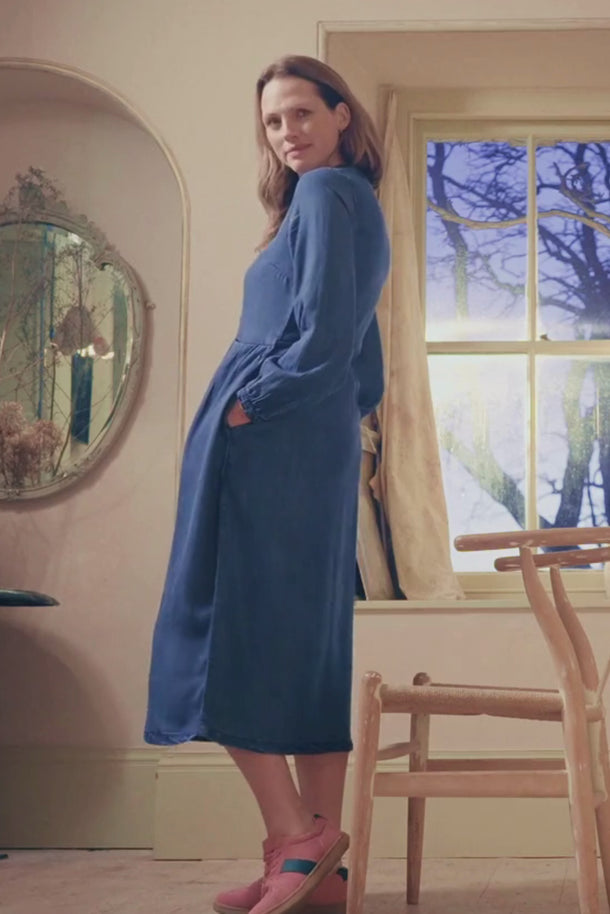 Elington Tencel™ Denim Midi Dress Blue | Lily and Me Clothing